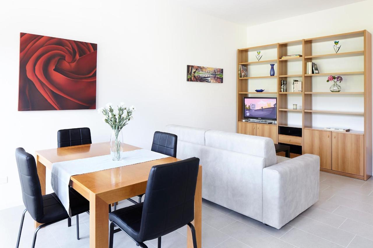 Appartamento La Vista By Holiday Solutions Como Bagian luar foto